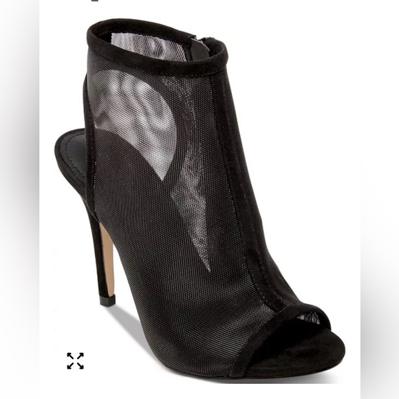 Madden Girl Shoes - ✨NWOT✨ Madden Girl Black Mesh Peep Toe Heels Women’s size 7